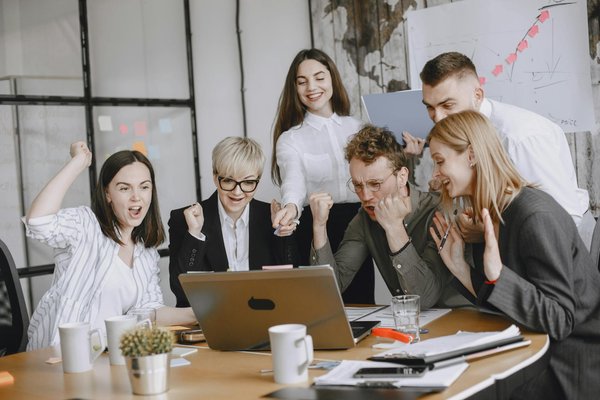 Révolutionner la Formation en Entreprise : L'Influence Transformatrice de la Réalité Virtuelle sur l'Apprentissage Professionnel